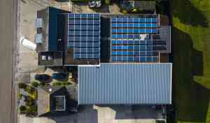 zonnepanelen_munnekeburen_Minnesma_Munnekeburen_BV_4.jpg