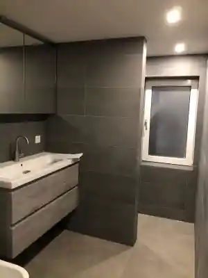 badkamer-renovatie_zaandam_Riho_Bouw_&_Stucwerk_2.jpg