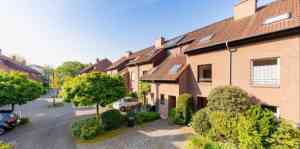 immobilienmakler_k%C3%B6ln_of_Poll_Immobilien_Köln_(VON_POLL_IMMOBILIEN_Köln-Lindenthal)_6.jpg