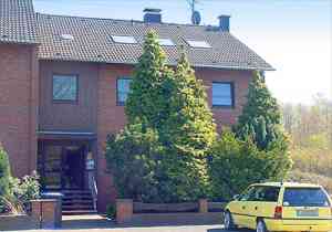 immobilienmakler_dinslaken_Immobilienbüro_Fischer_GmbH_&_Co.KG_•_Hausverwaltung_Dinslaken_2.jpg