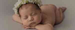 videograf_altdorf_Du_bist_ein_Wunder_|_Fine_Art_Newborn-_&_Babyfotografie_3.jpg