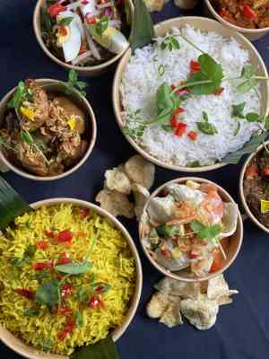 Indische rijsttafel .jpg