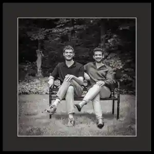 Familieportretfotografie in eigen tuin.jpg