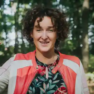 Els de Zanger Uitvaartbegeleiding.jpg