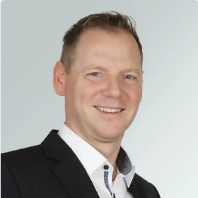 finanzberater_chemnitz_VIA-FINANZ_GmbH_-_Ihr_Immobilienexperte_in_Sachsen_2.jpg