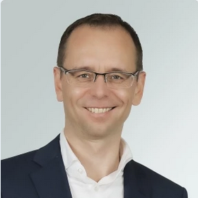 finanzberater_chemnitz_VIA-FINANZ_GmbH_-_Ihr_Immobilienexperte_in_Sachsen_7.jpg