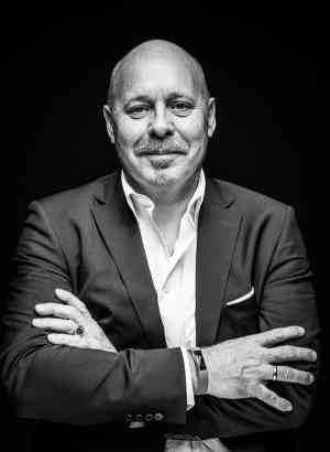 finanzberater_kiel_laren_consulting_real_estate_GmbH_3.jpg