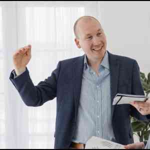 Story Shifter - Chris Gieling.jpg