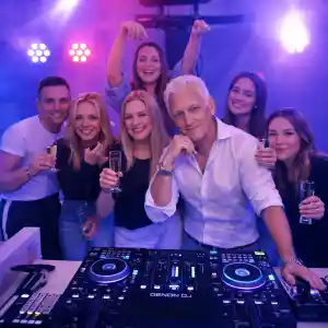 dj_maastricht_DJ_CrazyVibes_2.jpg