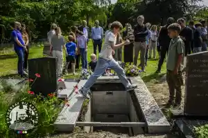fotograaf_epe_Rob_de_Joode_-_Fotograaf_bij_Afscheid_5.jpg