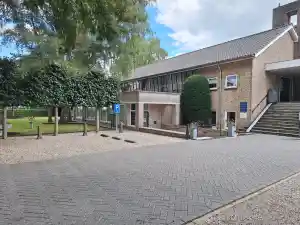 uitvaartverzorger_baarn_Pijpen_BV_Uitvaartverzorging_A_van_4.jpg