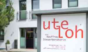 steuerberater_bickenbach_Frau_Dipl.-Kauffrau,_Steuerberaterin_Ute_Loh_Steuerkanzlei_2.jpg