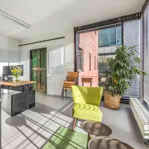 Kantoorpand in Hoofddorp.jpg