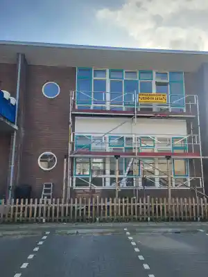 School omgebouwd naar woning..jpg
