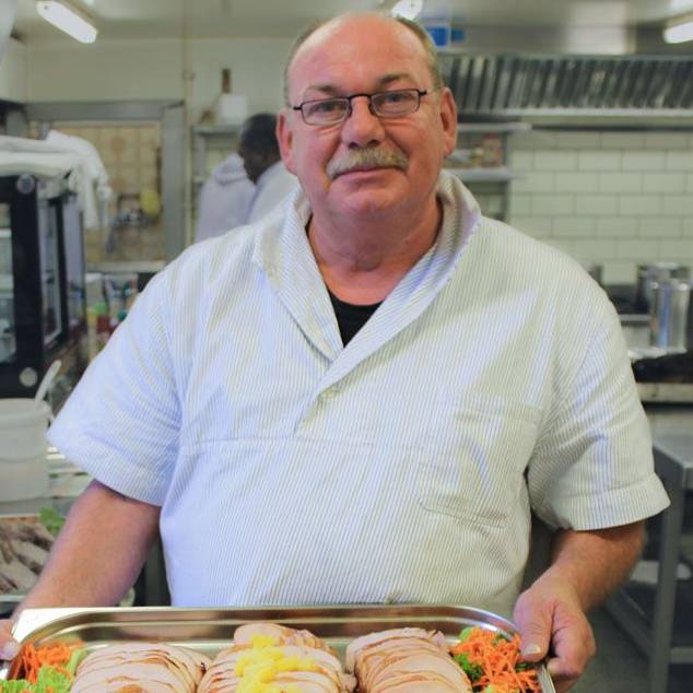 Gunter Detloff Partyservice Und Spanferkelbraterei