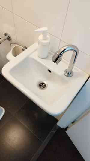 schoonmaakbedrijf_rotterdam_Dr.cleaning__&_service_B.V_2.jpg