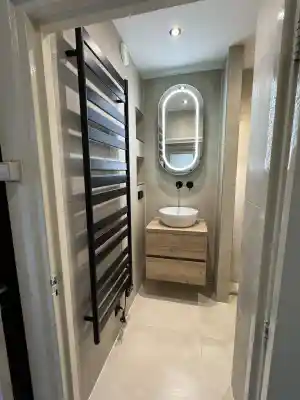 Kleine badkamer slim ingedeeld.jpg