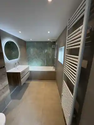 Badkamer + toilet gecombineerd.jpg