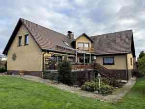 immobilienmakler_l%C3%BCchow_Carmienke_Immobilien_Fa._Helmut_Schulze_2.jpg
