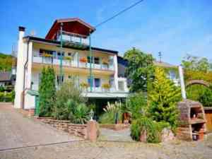 immobilienmakler_b%C3%B6bingen_PFAFF_GmbH_Immobilien/_Assekuranz/_Anlageberatung_2.jpg