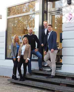 immobilienmakler_hamburg_BAKULA_Immobilien,_Inh._Justina_Zellner_6.jpg