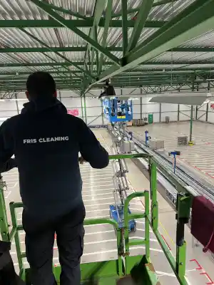 schoonmaakbedrijf_rotterdam_Fris_Cleaning_Services_B.V._4.jpg