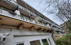 Schilderwerk buiten: Dakgoten en nieuwe boeideel.jpg