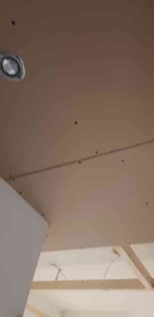 nieuwe plafond en lichten .jpg