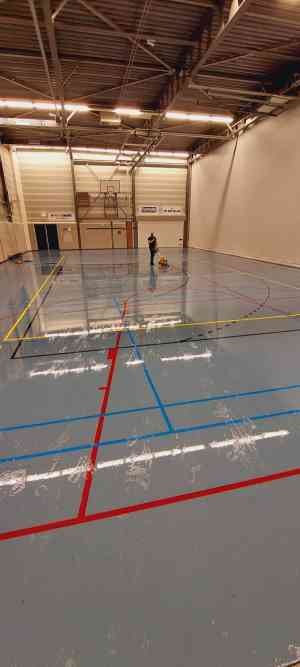 schoonmaakbedrijf_heemskerk_Vloerenreinigerspecialist__6.jpg
