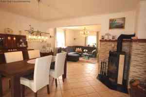 immobilienmakler_landshut_Peter_Wolf_Immobilien-_und_Finanzservice_2.jpg