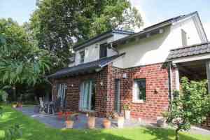 immobilienmakler_bendestorf_Hanseatisches_Immobilienkontor_Schwolle_&_Gienke_GmbH_&_Co._KG_5.jpg