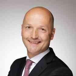 immobilienmakler_frankfurt-am-main_apollo_real_estate_GmbH_&_Co._KG_3.jpg