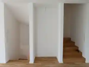immobilienmakler_landshut_Lisa_Alt_Immobilien_-_Immobilienmakler_(IHK)_-_Neubau_|_Bestand_|_Vermietung_|_Finanzierung_|_Wertermittlung_|_QNG_Expertise_5.jpg