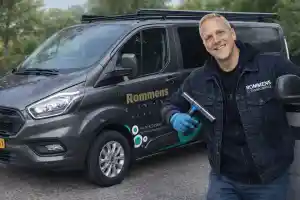 Glasbewassing bedrijfspand Elektravon .jpg