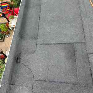 Plat dak weer als nieuw met een verse laag bitumen! 🏠.jpg