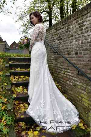 Teh Bride, the Groom and The Cars.jpg