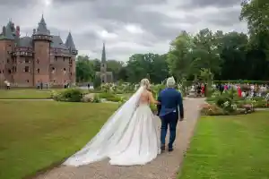 Larissa & Chris.jpg