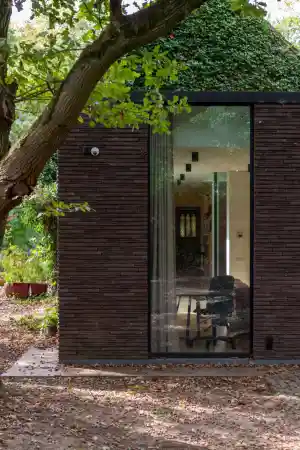 Lichtrijke uitbreiding van historische woning.jpg