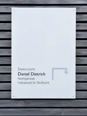 rechtsanwalt_westerstede_Rechtsanwalt_Daniel_Dietrich_2.jpg