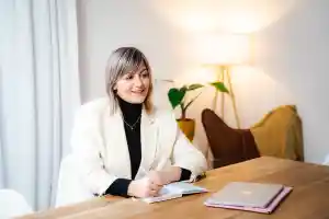 On the Job Fotos.jpg