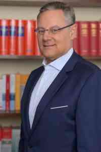 rechtsanwalt_m%C3%BCnchen_di_Pace_Schulze-Schönherr_Rechtsanwaltsgesellschaft_mbH_3.jpg