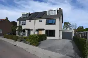 Buitengevel geisoleerd.jpg