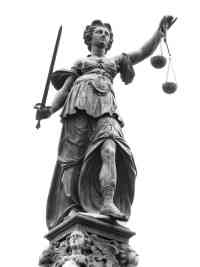 rechtsanwalt_frankfurt-am-main_Dr._Badkowski_&_Prestigiacomo_3.jpg