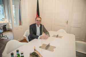 rechtsanwalt_hamburg_Fachanwalt_Arbeitsrecht_Hecht_&_Kollegen,_Ihre_Experten_bei_Kündigung_und_Abfindung_4.jpg
