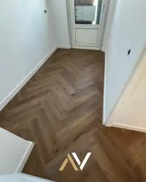 Project: Visgraat plak-PVC vloer Ambiant Spigato Vivero Smoky .jpg
