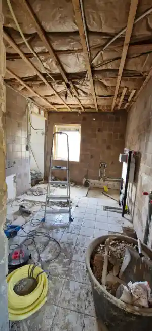 Badkamer renovatie.jpg