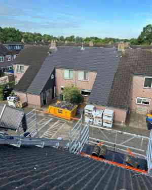 dakdekker_vlijmen_Van_der_linden_dakonderhoud__4.jpg