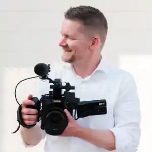 Vanderlinden Video.jpg