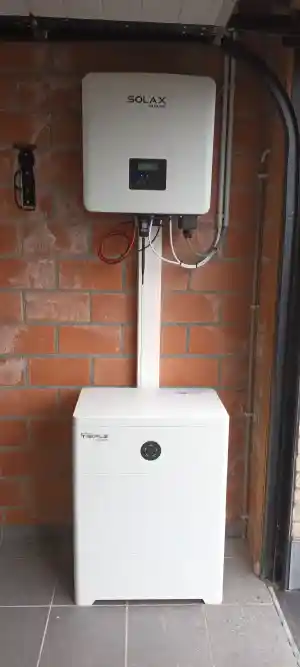 Thuisbatterij 15kWh - 8kW omvormer.jpg