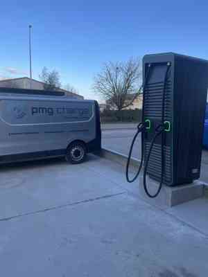 laadpalen_aalst_PMG_Charge_|_Laadpalen_Aalst_3.jpg